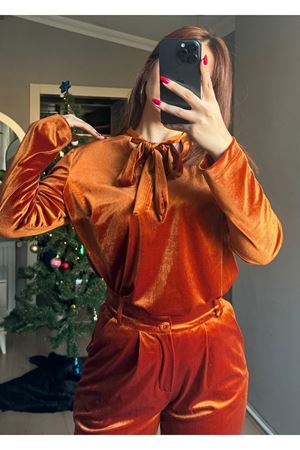 Kadife Fiyonklu Bluz -Turuncu