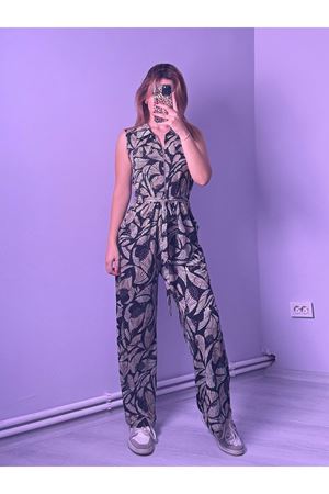 Yaprak Desenli Kuşaklı Tulum -Siyah